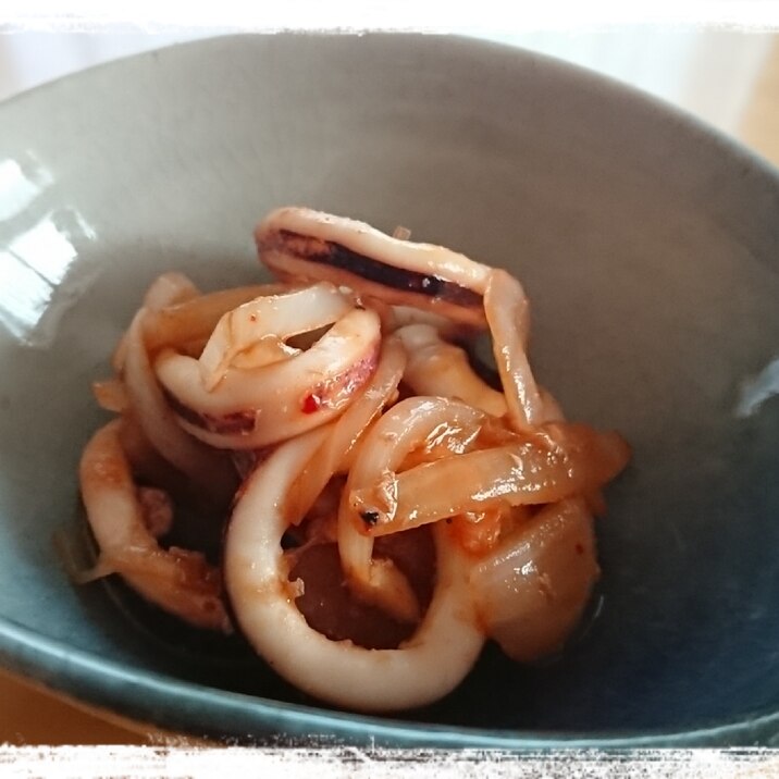 焼き肉のタレにお任せ☆イカと玉ねぎの炒め物